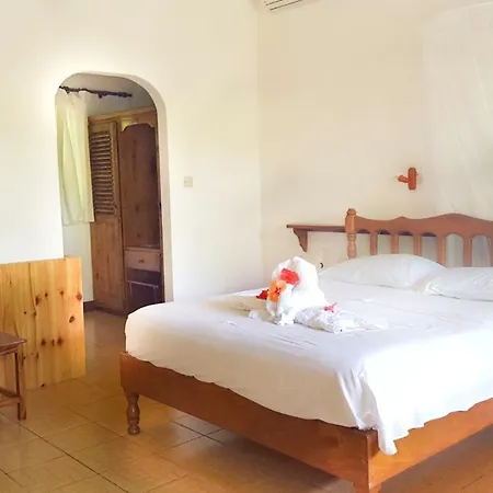Bernique Guesthouse Insel Insel La Digue Exterior foto